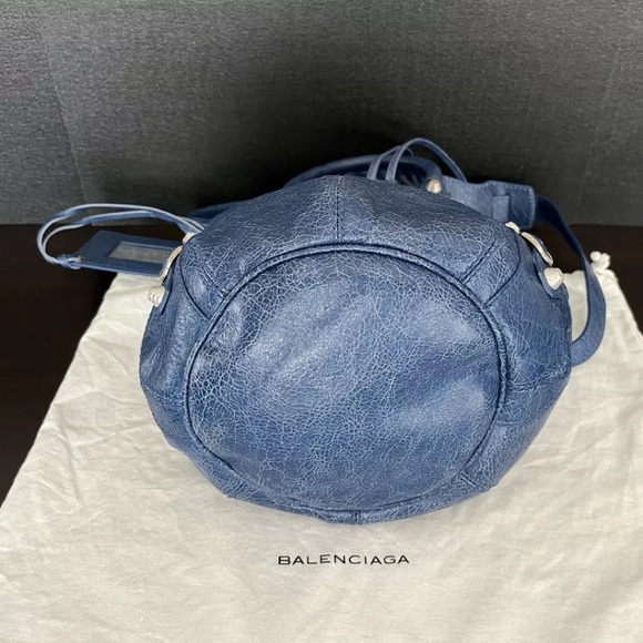 Authentic Balenciaga Mini Pompon - Picture 4 of 7